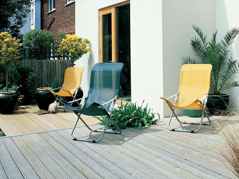 How To Install Decking Homebuilding Renovating