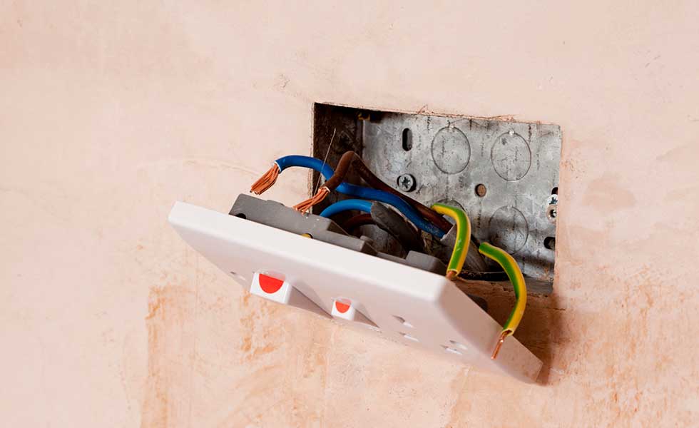 Electrical Sockets Explained | Homebuilding & Renovating